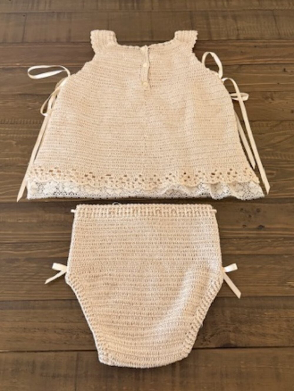 Crochet Baby Dress & Bloomers Set Ivory Lace Knit Boho Vintage Style - Picture 4 of 8